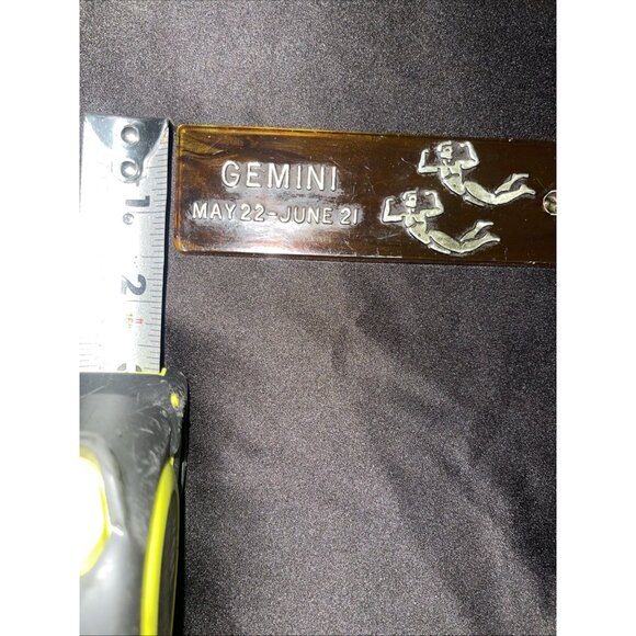 Gemini Zodiac Sign Keychain W/ Ring - Picture 9 of 12